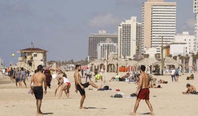 इज़राइल ने पर्यटकों के छोटे समूहों को किया फिर शुरू