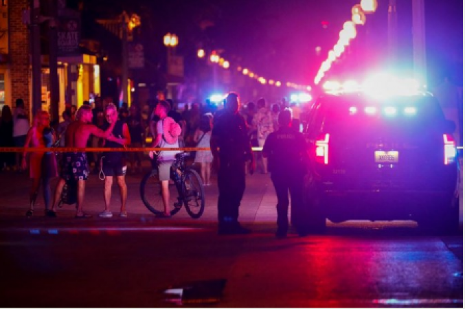 Shooting near beach in Hollywood, Florida leaves 9 people injured