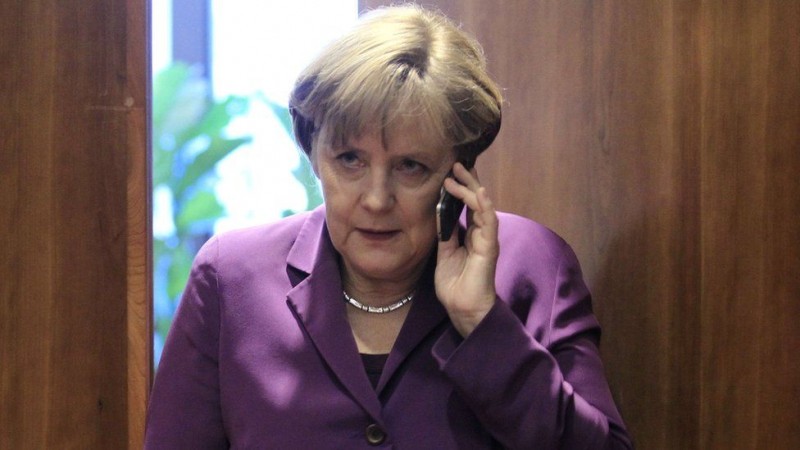 जर्मन नेताओं पर अमेरिकी जासूस की मदद करने का लगाया गया आरोप