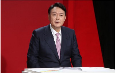 Former S Korean Prosecutor General wins opposition President nomination