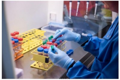 ऑक्सफोर्ड विश्वविद्यालय में इबोला वैक्सीन का नया परीक्षण शुरू