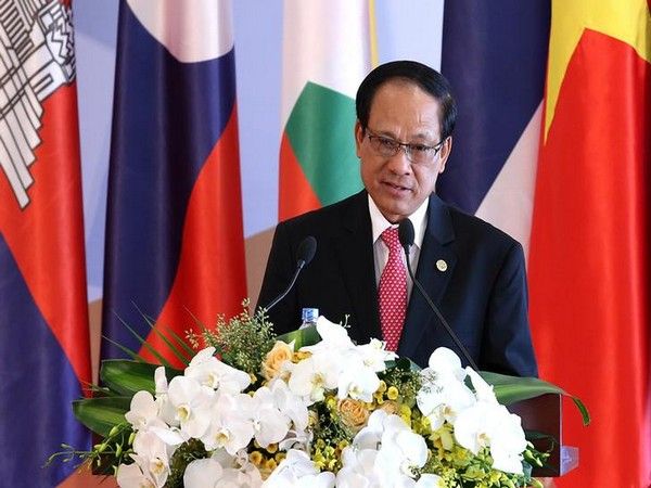 ASEAN cannot resolve sea disputes says Secretary-General Le Luong