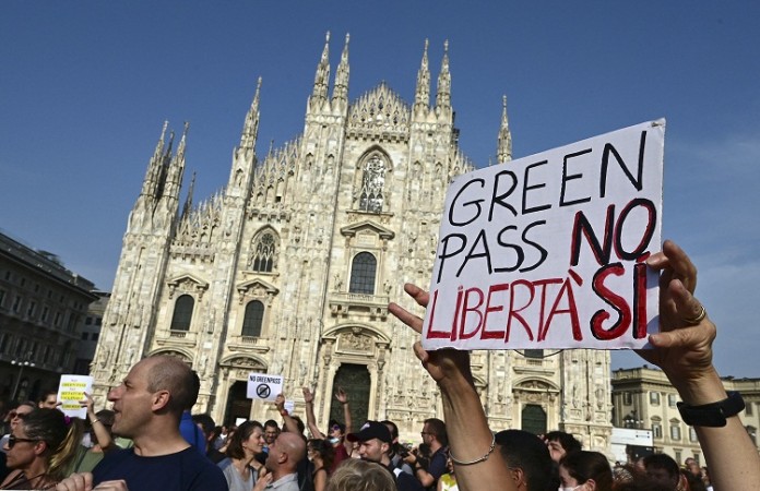 इटली:  संक्रमण को रोकने के लिए  दिशा निर्देशों को कड़ा किया जा रहा है