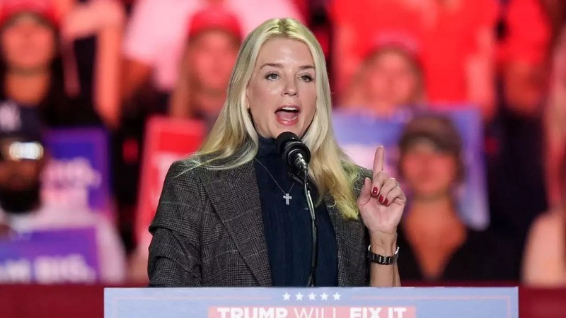 Trump Picks Pam Bondi as New U.S. Attorney General Nominee After Gaetz Withdrawal