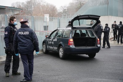 German police record a car ram into the gates of Angela Merkels Federal Chancellery