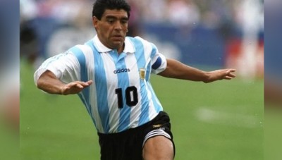 अर्जेंटीना फुटबॉल लीजेंड डिएगो माराडोना का निधन