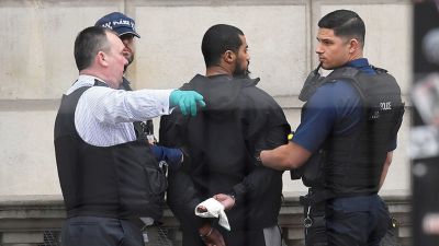 British Pakistani's arrested by UK Police for terror plan