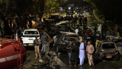 Explosion Near Karachi Airport Kills Two Chinese Workers, Injures Others in Suspected Terrorist Attack