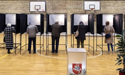 Polls get organized in Lithuania as people go and vote
