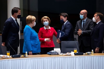 Leaders in Europe get separated on the Climate change clause