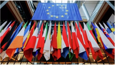 European Parliament adopts resolution for sanctions on Poland