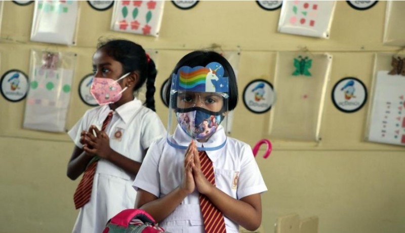 श्रीलंका में फिर खोले गए सभी प्राथमिक स्कूल