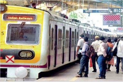 Maharashtra Govt announces  Fully vaccinated people can now board Mumbai local trains