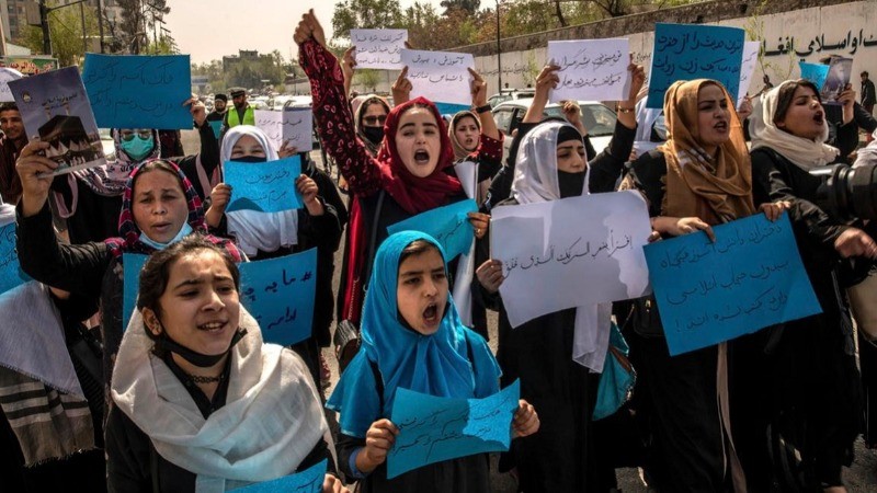 Taliban Imposes New Restriction on Afghan Women’s Right to Pray Aloud