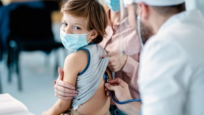 इस देश में 2 साल के बच्चों को लगाई जा रही है कोरोना वैक्सीन