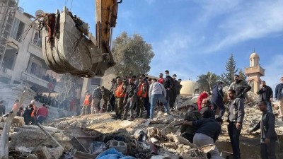 Israeli Airstrikes Allegedly Target Iranian-Backed Forces in Syria’s Hama Region: 7 Dead, 19 Injured