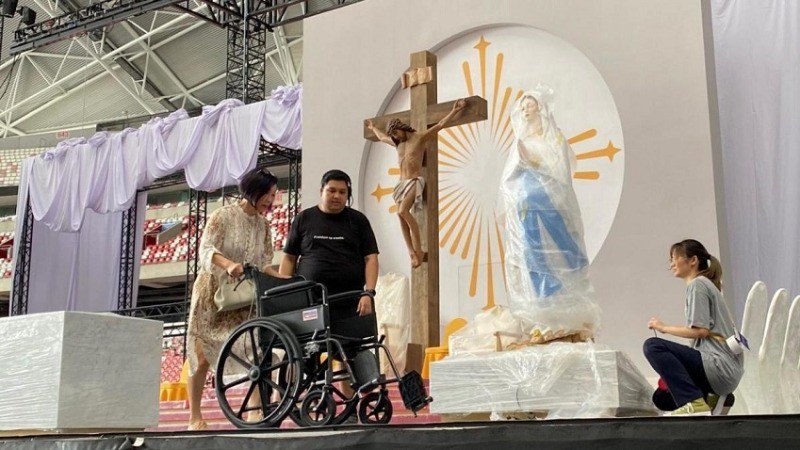 Singapore Prepares for Historic Papal Visit: Volunteers, Hymns, and Sleepless Nights