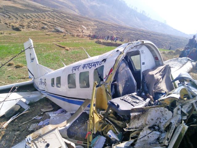 काष्टमंडप का विमान क्रैश, पायलटों की मौत