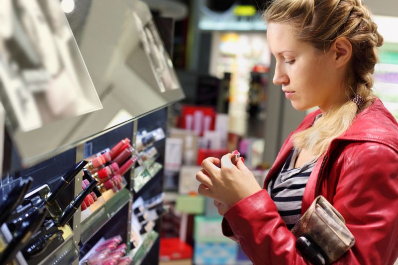 Common mistakes Girl commits while buying Makeup!!