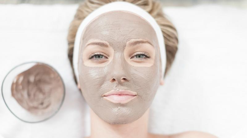 Do you know Bentonite Clay can benefits you on all your skin problem…read here