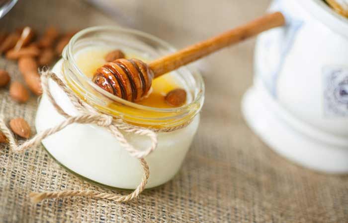 Curd is very beneficial for your skin in summers