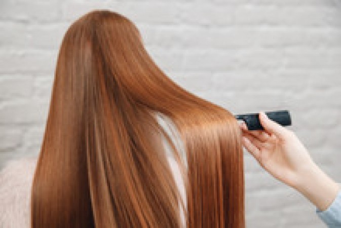 स्वस्थ बालों के लिए 4 होममेड सीरम, जानिए घर पर कैसे बनाए