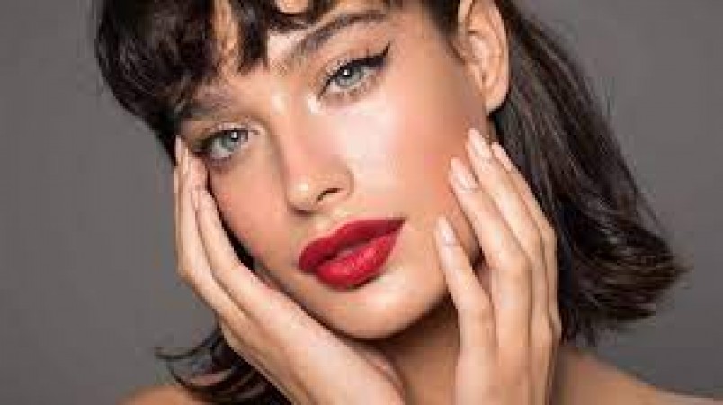 Achieve a Radiant Look: Essential Makeup Application Tips