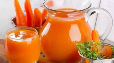 Carrot juice enhances your face beauty with natural glow