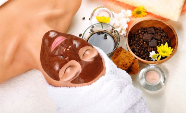 Get glowing skin from chocolate face masks
