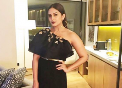 Huma Qureshi gives an exciting twist to her monotone attire with this accessory