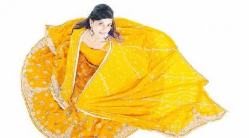 Is it the first Basant Panchami at in-laws' house? Your beauty will blossom in these yellow sarees