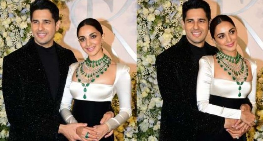 Kiara Advani ditches traditional opted for a Huge Tail Black and White Gown for Mumbai Reception