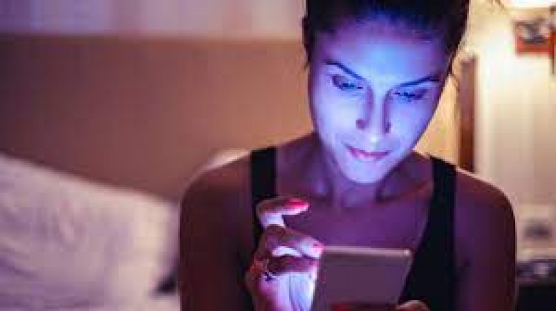 Computer and mobile screens are also causing harm to your face, know from experts how to protect yourself
