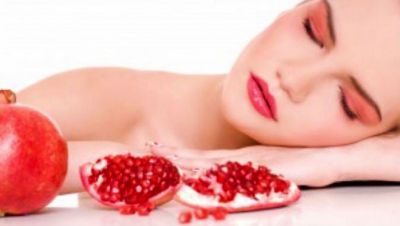 This pomegranate face pack brings pink glow in your dry skin