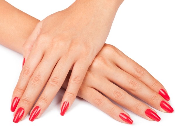 This disease is caused by nails, know why long nails should not be kept