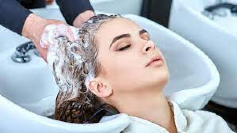 Do hair spa at home like this, instead of Rs 1,000 it will cost only Rs 250!