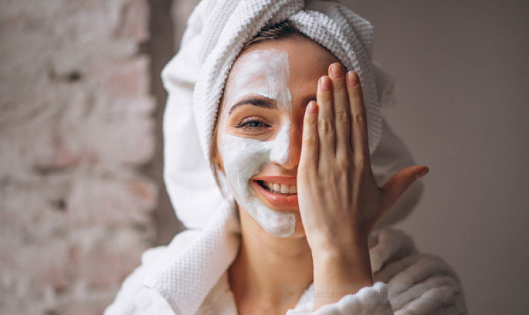 Glowing Through Monsoon: 8 Rice Flour-Based Face Packs for Radiant Skin