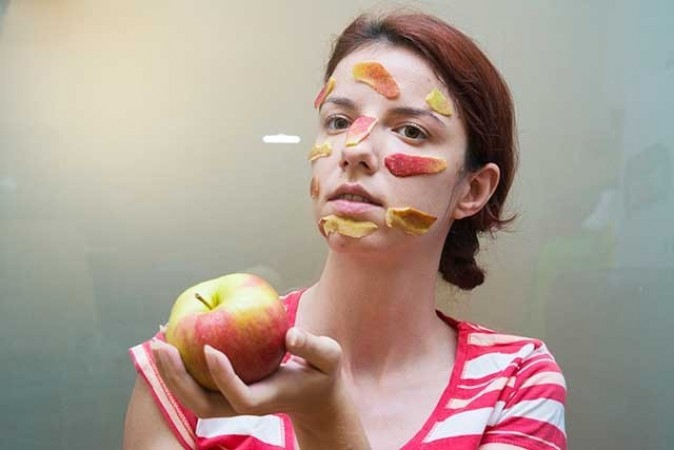 Get Glowing Skin with Apple Peels: A Natural Remedy for Acne and Pimples