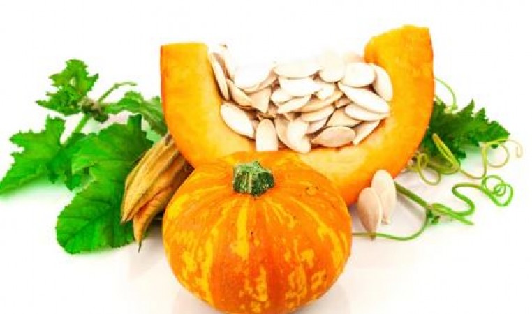 Use pumpkin seeds like this, your face will become glowing overnight