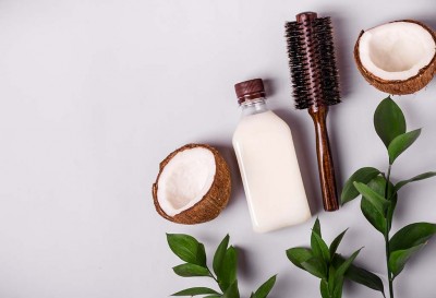 4 Oils that will make your hair monsoon ready.