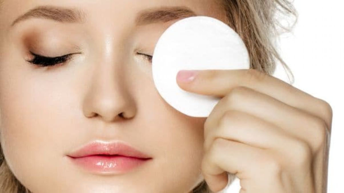 Know Which Beauty Product Is Better For Your Skin