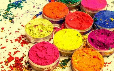 Amazing tips to differentiate between Natural and Adulterated colors