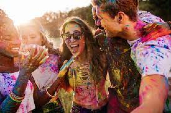 If you want to have a grand Holi party at home, then plan like this