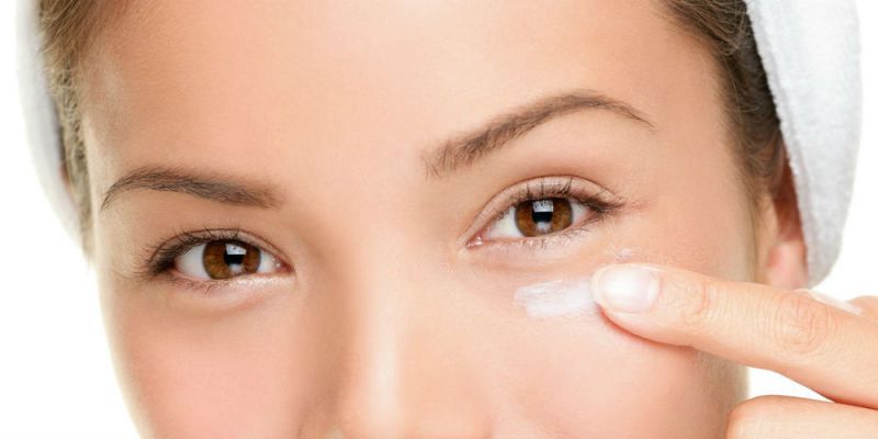 These homemade eye mask will give the best result to get rid off wrinkles
