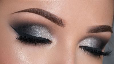 4 Eye makeup tricks to look like a beauty pro