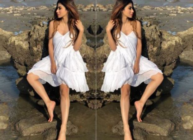 5 Stunning summer outfit inspirations by Mouni Roy