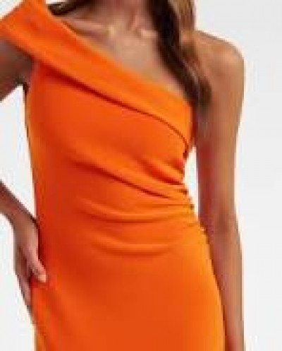 Look fresh and glamorous in tangerine colored one-shoulder bodycon dress