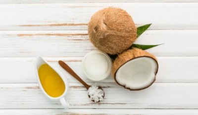 Benefits of applying coconut oil on face in winter