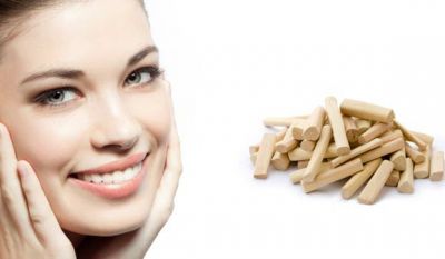 SANDALWOOD REMOVES THE PROBLEM OF PIMPLES AND ACNE