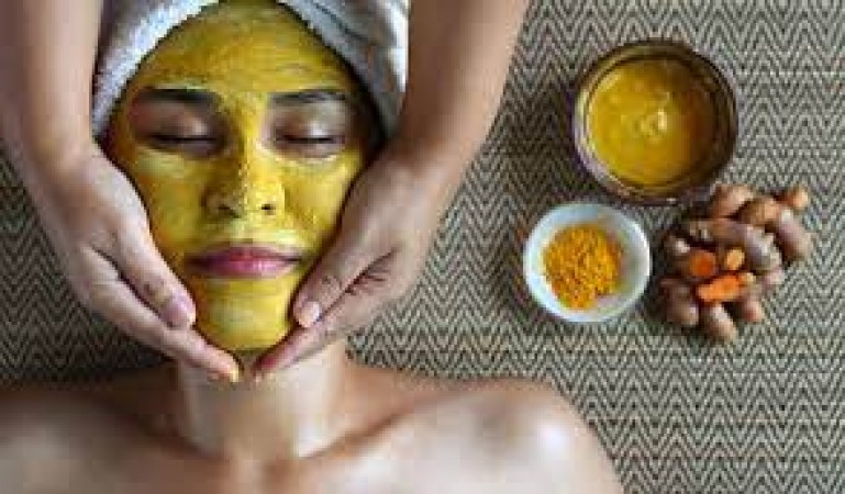 Use this homemade face pack for instant glow